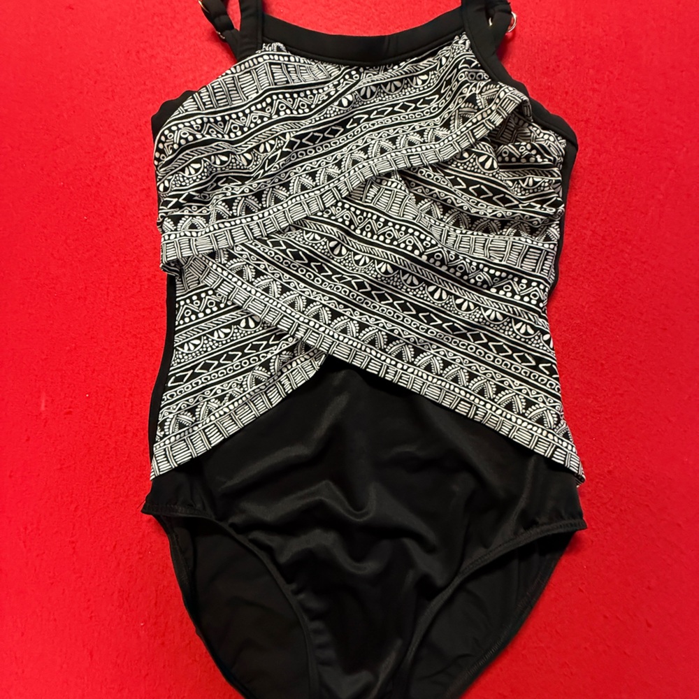 Miraclesuit Black and White One Piece Swimsuit